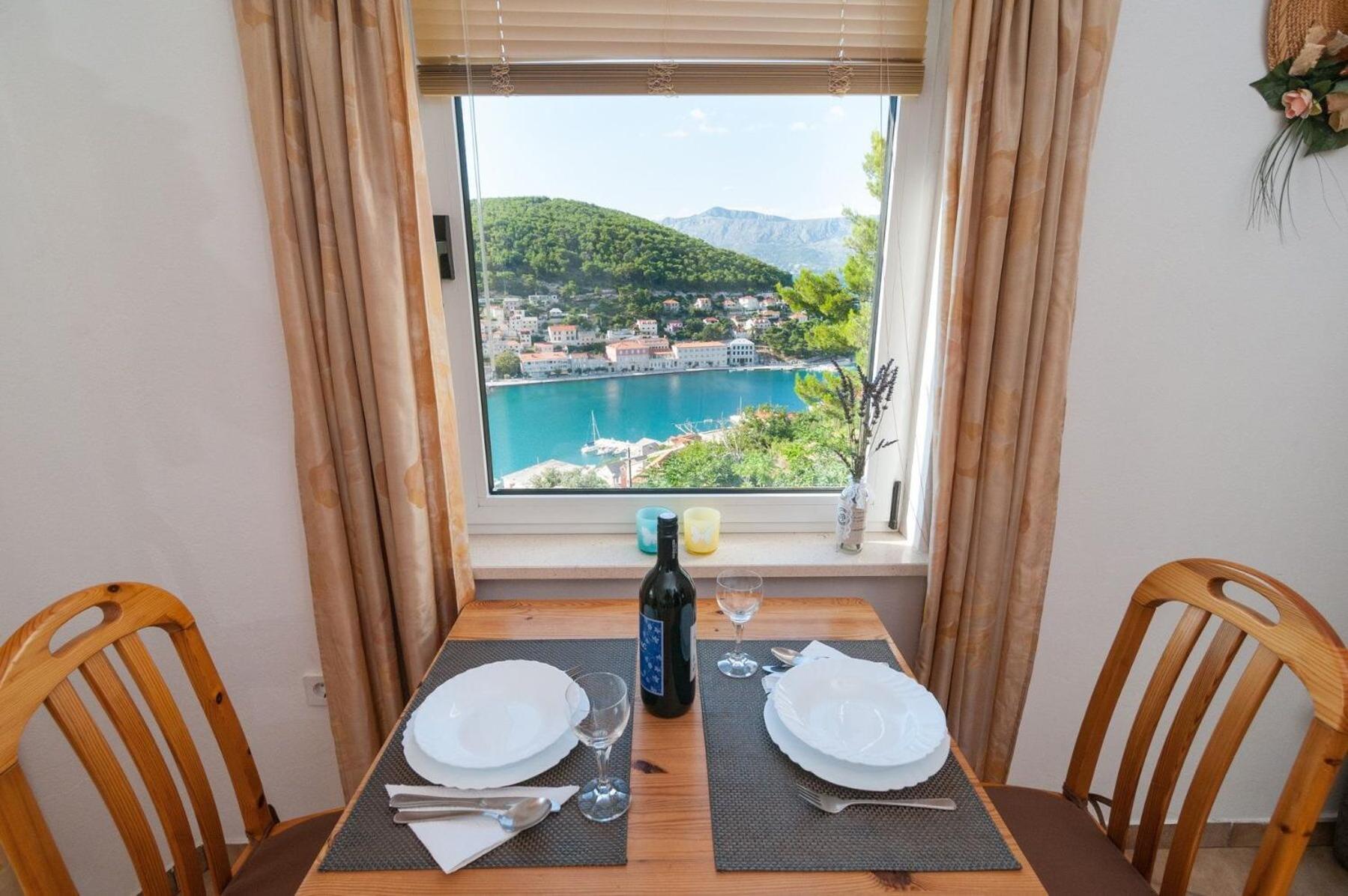 Apartments Mira - Beautiful Sea View Pucisca Eksteriør bilde